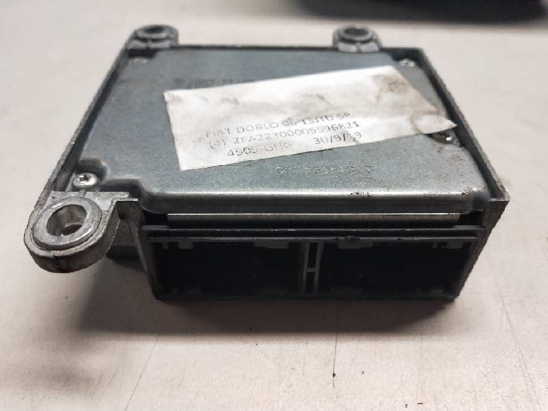 Recambio de centralita airbag para fiat doblo cargo (223) 1.3 jtd referencia OEM IAM 608673600F 51772803 C485