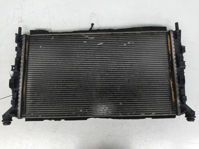 Recambio de radiador agua para ford focus berlina (cap) ambiente (d) referencia OEM IAM 3M5H800RK  