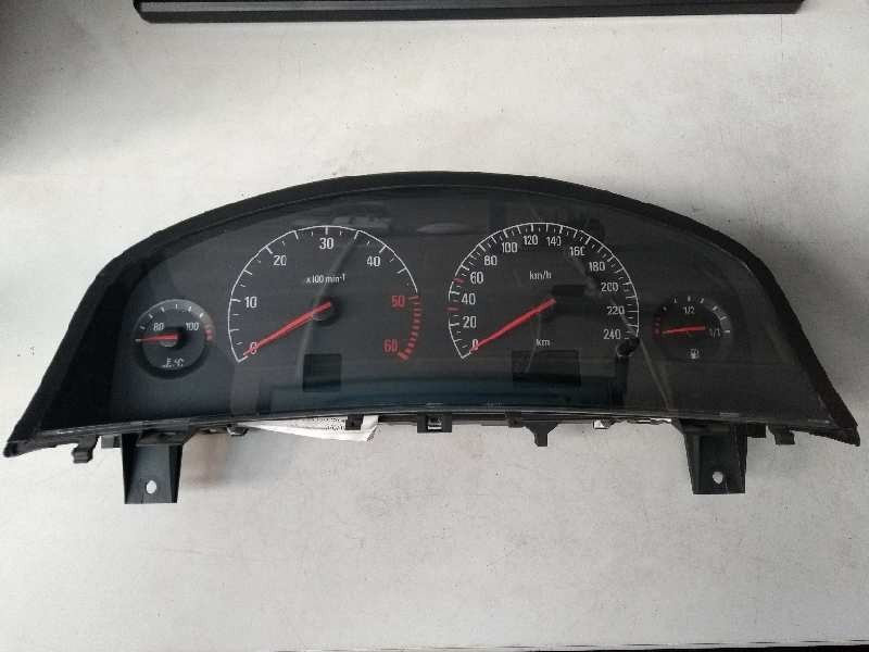 Recambio de cuadro instrumentos para opel vectra c berlina comfort referencia OEM IAM 110080123040 13140891RL 