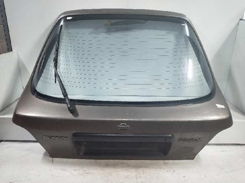 Recambio de porton trasero para nissan sunny berlina (n14) referencia OEM IAM   