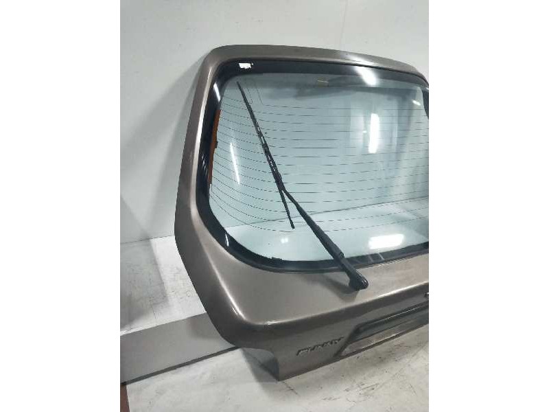 Recambio de porton trasero para nissan sunny berlina (n14) referencia OEM IAM   