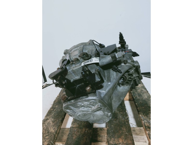 Recambio de caja cambios para kia cerato 1.6 crdi referencia OEM IAM S61767 238725 