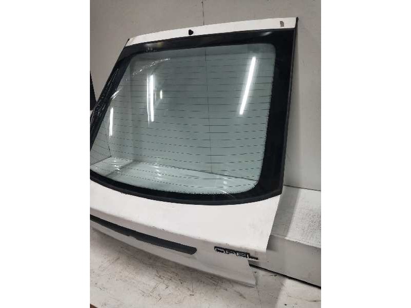 Recambio de porton trasero para opel vectra a referencia OEM IAM    Recambio de porton trasero para opel vectra a referencia OEM IAM