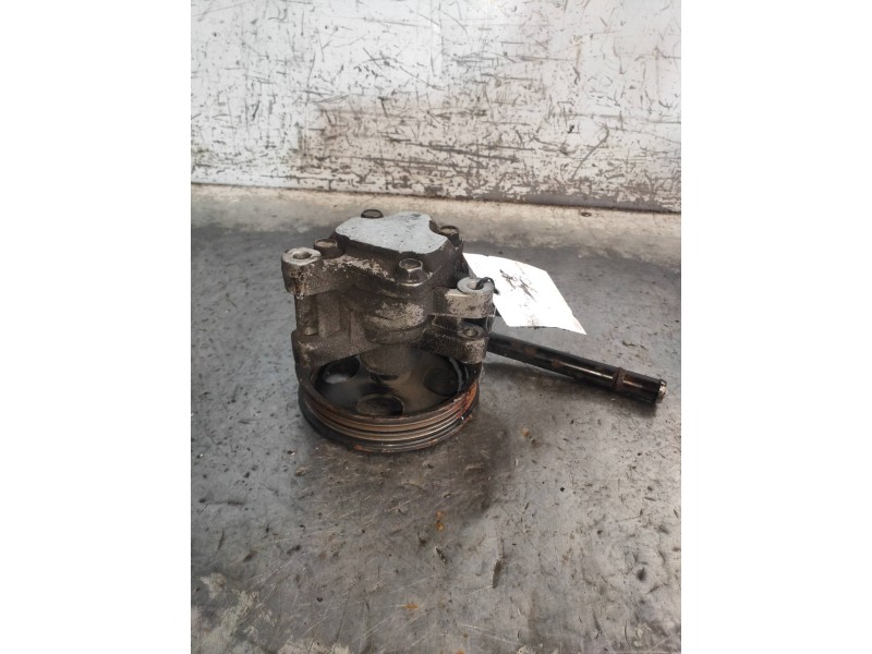 Recambio de bomba direccion para kia cerato 1.6 crdi referencia OEM IAM   