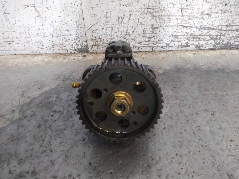 Recambio de bomba inyeccion para lancia kappa berlina 2.4 jtd ls referencia OEM IAM 0445010006  
