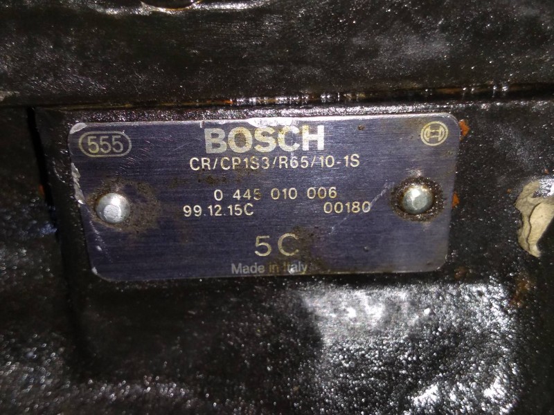 Recambio de bomba inyeccion para lancia kappa berlina 2.4 jtd ls referencia OEM IAM 0445010006  