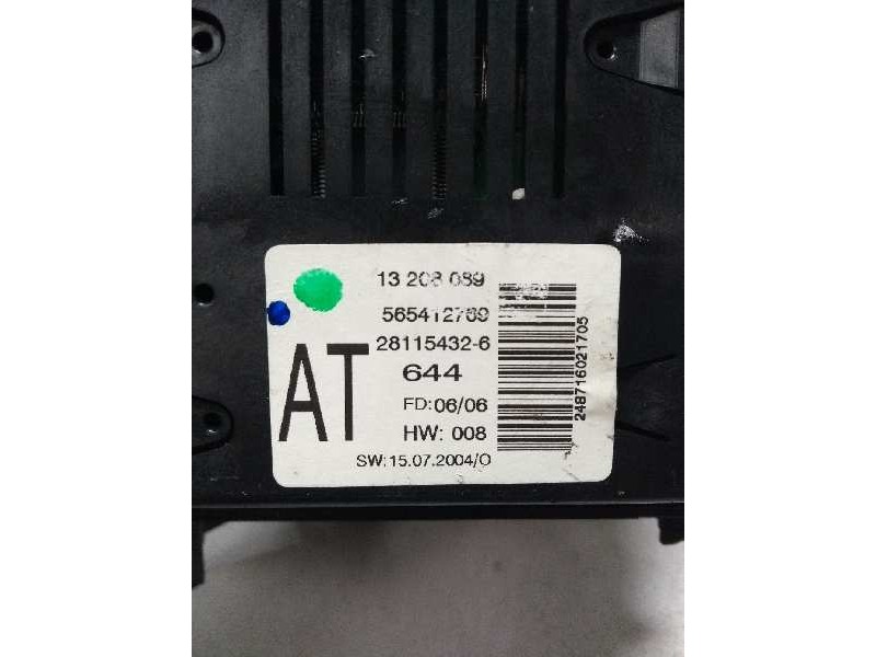 Recambio de pantalla multifuncion para opel astra h berlina cosmo referencia OEM IAM 13208089 565412769 AT