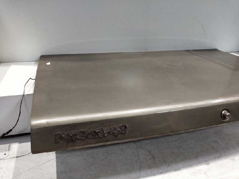 Recambio de tapa maletero para peugeot 505 berlina 2.3 turbodiesel referencia OEM IAM   