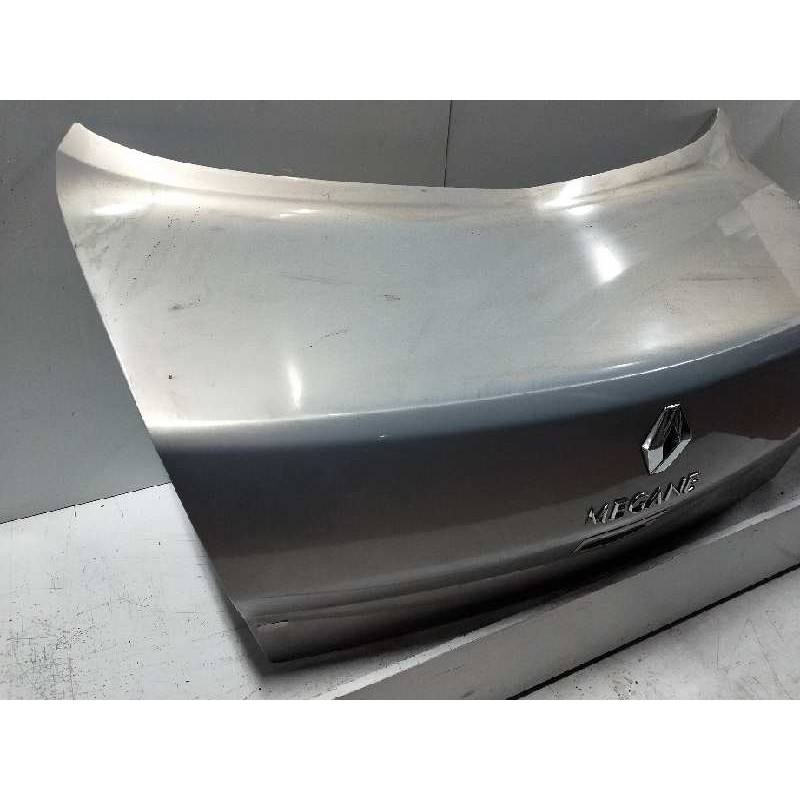 Recambio de tapa maletero para renault megane ii classic berlina 1.9 dci diesel referencia OEM IAM   