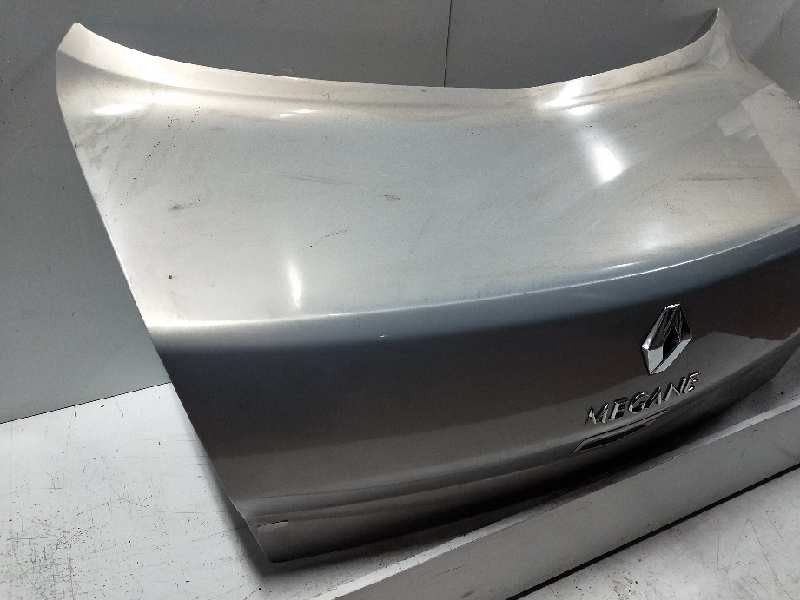 Recambio de tapa maletero para renault megane ii classic berlina 1.9 dci diesel referencia OEM IAM   