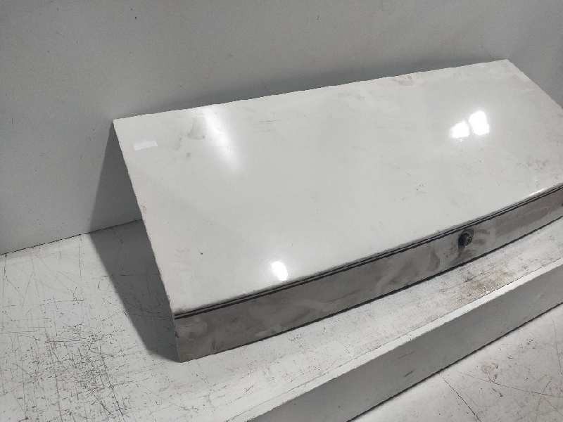 Recambio de tapa maletero para seat 127 0.9 referencia OEM IAM   