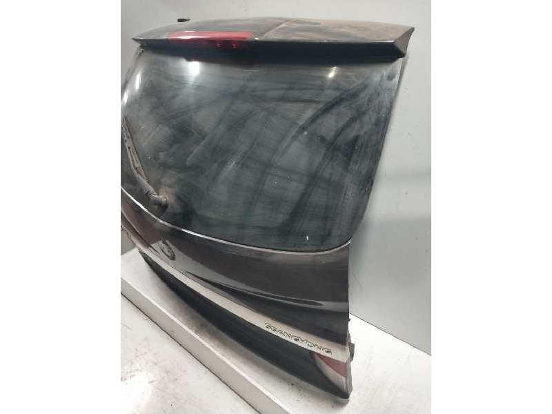 Recambio de porton trasero para ssangyong kyron 2.0 referencia OEM IAM   