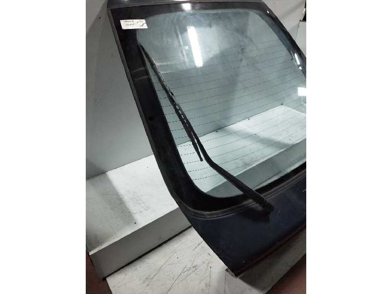 Recambio de porton trasero para toyota corolla 1.6 referencia OEM IAM   