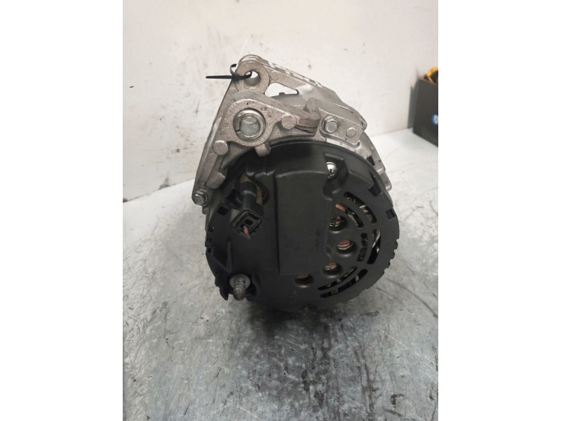 Recambio de alternador para renault scenic (ja..) 1.9 dci rt referencia OEM IAM   