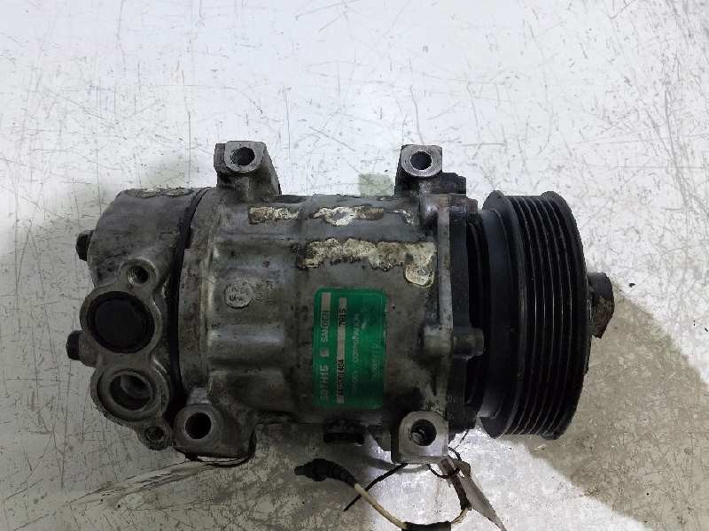 Recambio de compresor aire acondicionado para renault laguna (b56) referencia OEM IAM SD7H157815 7815 7700859676D