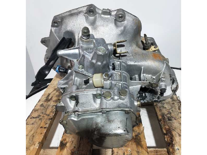 Recambio de caja cambios para opel tigra 1.4 16v referencia OEM IAM F13C374 12551 