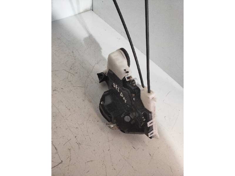 Recambio de motor cierre centralizado delantero derecho para subaru xv executive referencia OEM IAM   