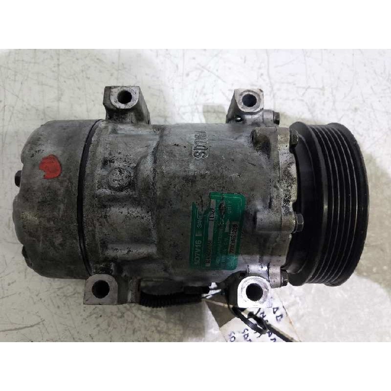 Recambio de compresor aire acondicionado para renault megane i berlina hatchback (ba0) referencia OEM IAM SD7V161132F 1132F 7700