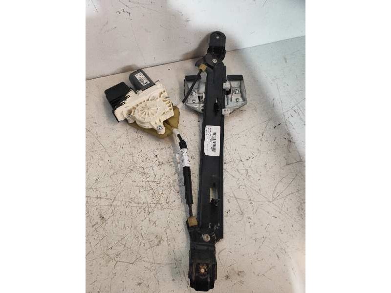 Recambio de elevalunas trasero derecho para seat leon (1p1) reference referencia OEM IAM 1K0959704AF  