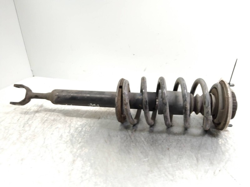 Recambio de amortiguador delantero derecho para audi s4 avant (b5) referencia OEM IAM   