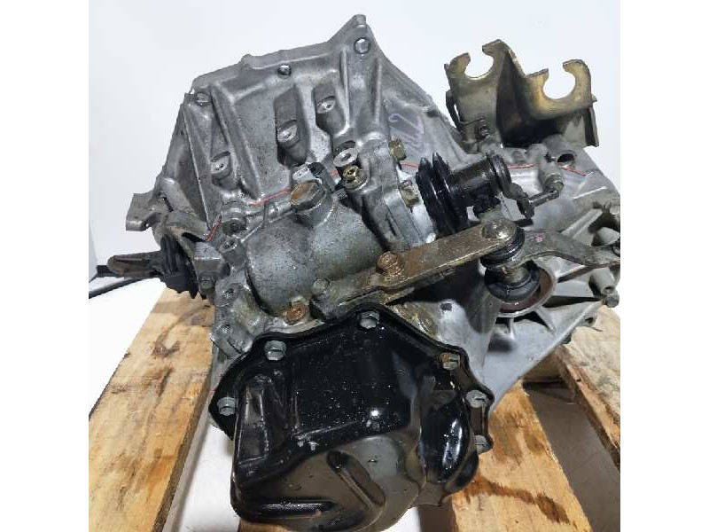 Recambio de caja cambios para toyota yaris verso (ncp2/nlp2) 1.3 linea sol referencia OEM IAM Y00613348  