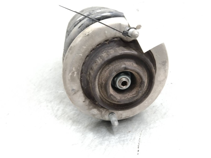 Recambio de amortiguador delantero derecho para audi s4 avant (b5) referencia OEM IAM   