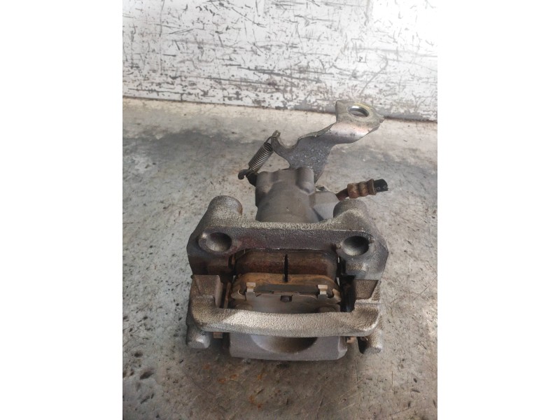 Recambio de pinza freno trasera izquierda para lexus ct 200h referencia OEM IAM   