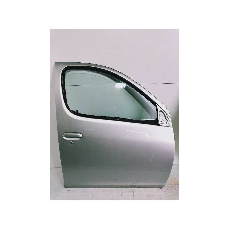 Recambio de puerta delantera derecha para toyota yaris verso (ncp2/nlp2) 1.3 linea sol referencia OEM IAM   5P