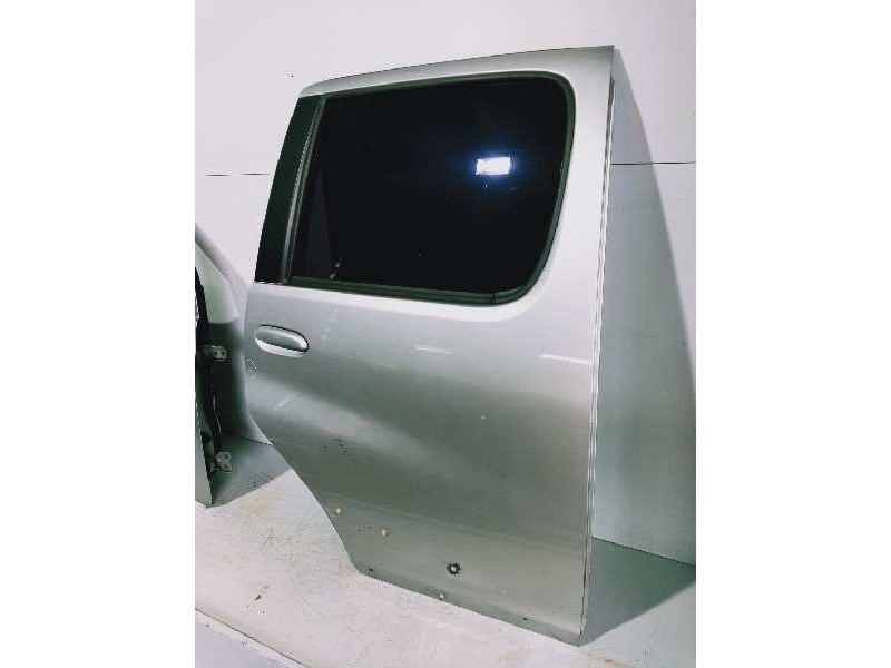 Recambio de puerta trasera derecha para toyota yaris verso (ncp2/nlp2) 1.3 linea sol referencia OEM IAM   