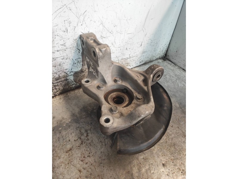 Recambio de mangueta delantera derecha para lexus ct 200h referencia OEM IAM   