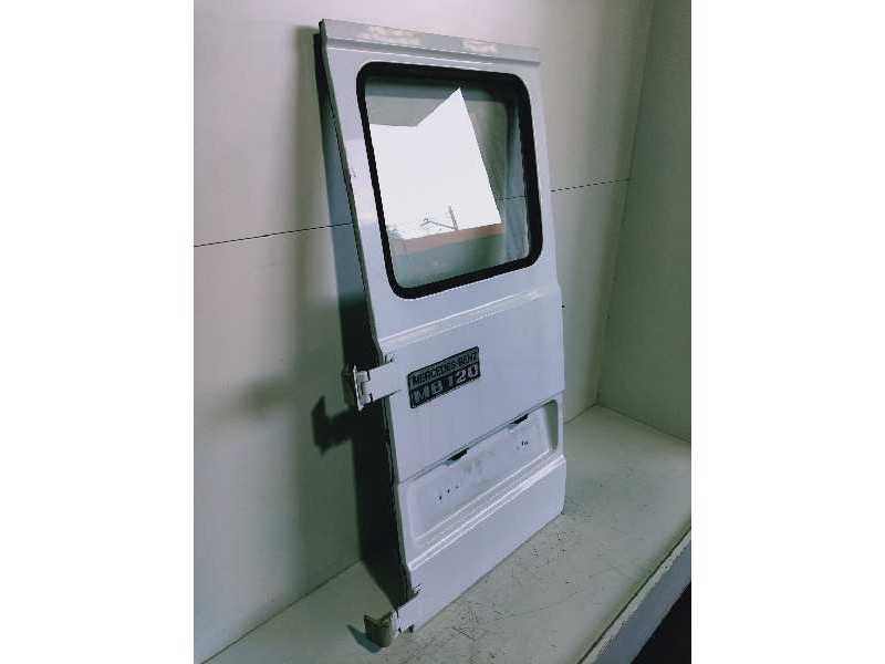Recambio de puerta trasera izquierda para mercedes mb serie:100 d caja abierta (w631) 2.4 diesel referencia OEM IAM   