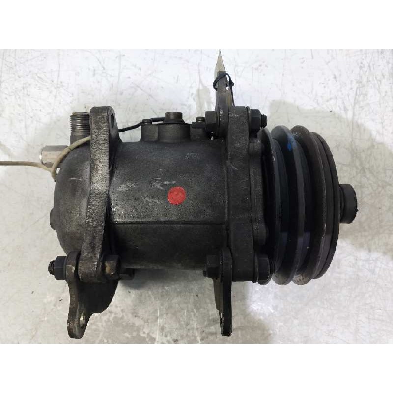 Recambio de compresor aire acondicionado para volvo serie 940 berlina/familiar 2.3 gle familiar referencia OEM IAM 6841207 SS121
