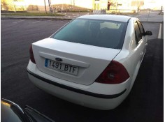 ford mondeo berlina (ge) del año 2002 2