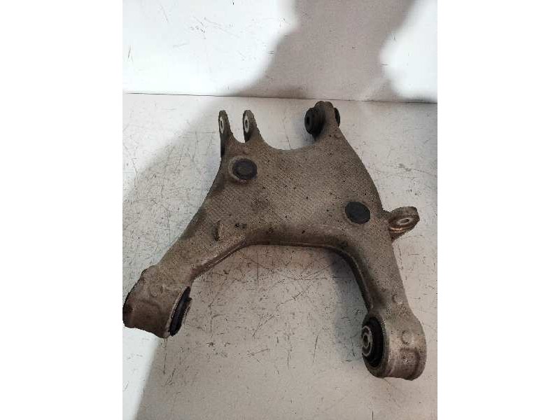 Recambio de brazo suspension inferior trasero derecho para bmw serie 5 lim. (f10) 520d referencia OEM IAM 33326865900 5R2 333267
