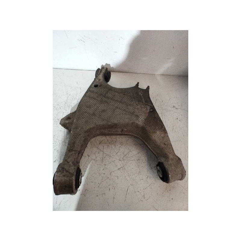 Recambio de brazo suspension inferior trasero derecho para bmw serie 5 lim. (f10) 520d referencia OEM IAM 33326865900 5R2 333267