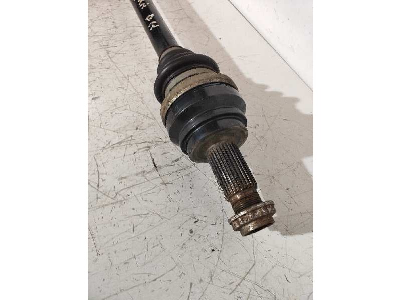 Recambio de transmision trasera derecha para bmw serie 5 lim. (f10) 520d referencia OEM IAM 7581027AI03 3524351 33207581022