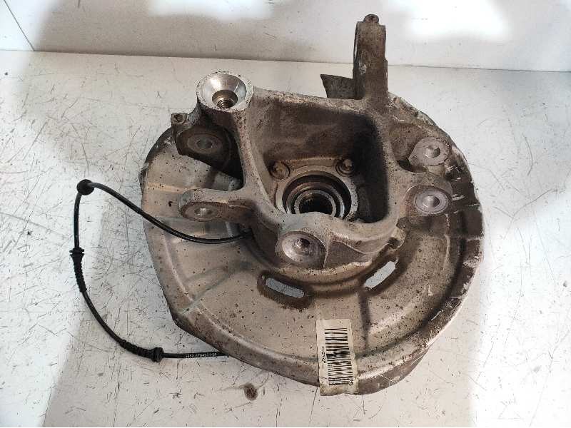 Recambio de mangueta trasera derecha para bmw serie 5 lim. (f10) 520d referencia OEM IAM 33326793770  