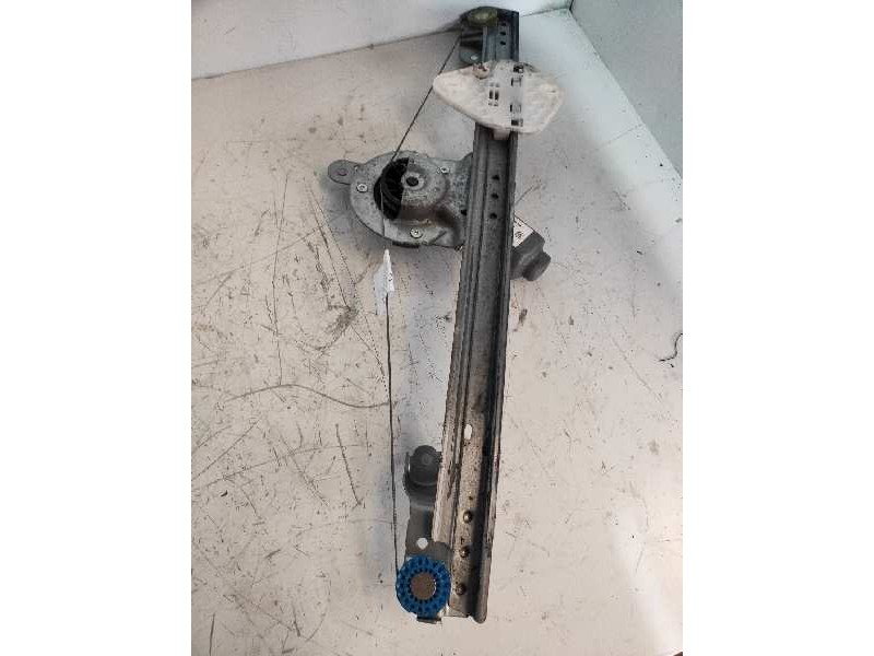 Recambio de elevalunas delantero derecho para dacia logan express ambiance referencia OEM IAM 400727G  