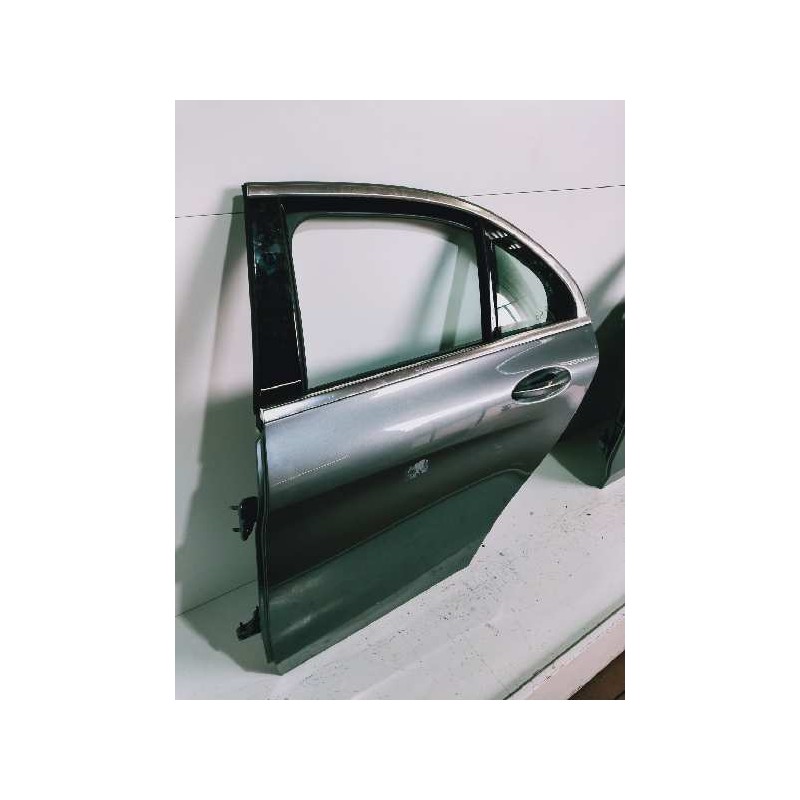 Recambio de puerta trasera izquierda para mercedes clase c (w205) lim. c 220 cdi bluetec (205.004) referencia OEM IAM   