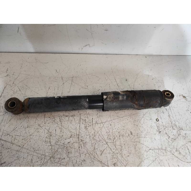 Recambio de amortiguador delantero para mercedes mb serie:100 d caja abierta (w631) 2.4 diesel referencia OEM IAM 2518  