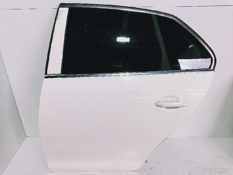 Recambio de puerta trasera izquierda para volkswagen jetta (1k2) 1.9 tdi referencia OEM IAM   