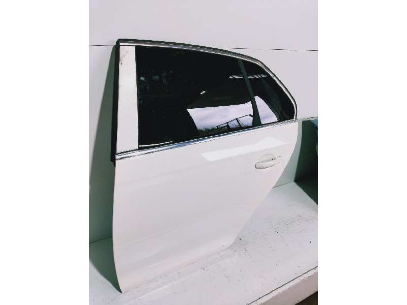 Recambio de puerta trasera izquierda para volkswagen jetta (1k2) 1.9 tdi referencia OEM IAM   