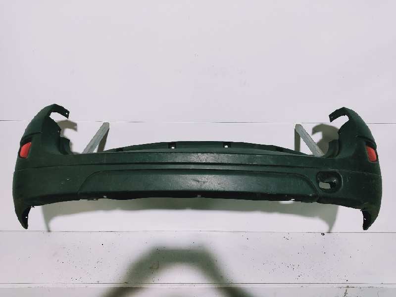 Recambio de paragolpes trasero para dacia logan express ambiance referencia OEM IAM   