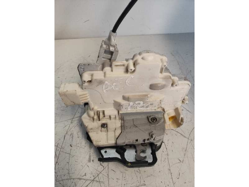 Recambio de motor cierre centralizado delantero izquierdo para seat exeo st (3r5)(2009>) sport referencia OEM IAM 8E1837015AA  