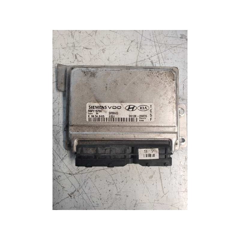 Recambio de centralita motor uce para hyundai trajet (fo) 2.0 gls referencia OEM IAM 5WY1979A 3912023870 SIMK43