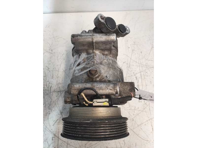 Recambio de compresor aire acondicionado para renault clio ii fase ii (b/cb0) campus referencia OEM IAM SD6V12 1901 8200716562