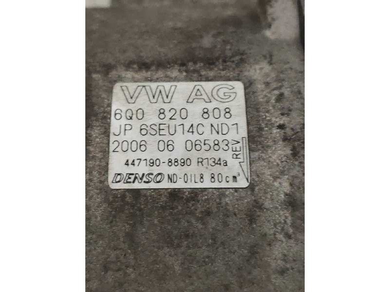 Recambio de compresor aire acondicionado para volkswagen fox (5z1) básico referencia OEM IAM 4471908890 6Q0820808 