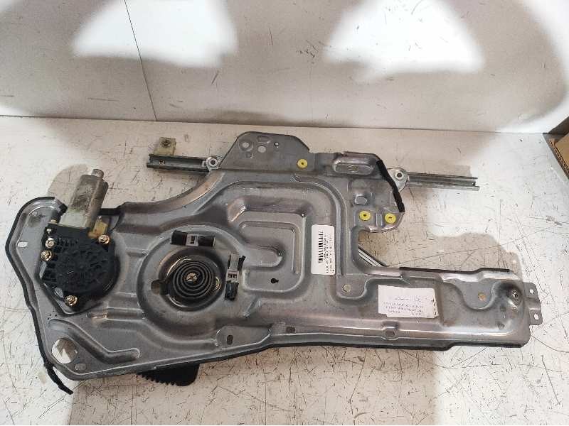 Recambio de elevalunas delantero derecho para hyundai trajet (fo) 2.0 gls referencia OEM IAM   