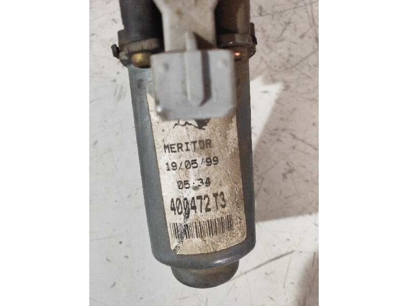 Recambio de elevalunas delantero derecho para citroen saxo 1.5 d image referencia OEM IAM 400472T3  3P