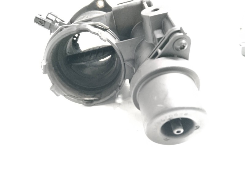 Recambio de valvula egr para mercedes clase b (w245) 180 cdi (245.207) referencia OEM IAM 6400901170 6401401360 
